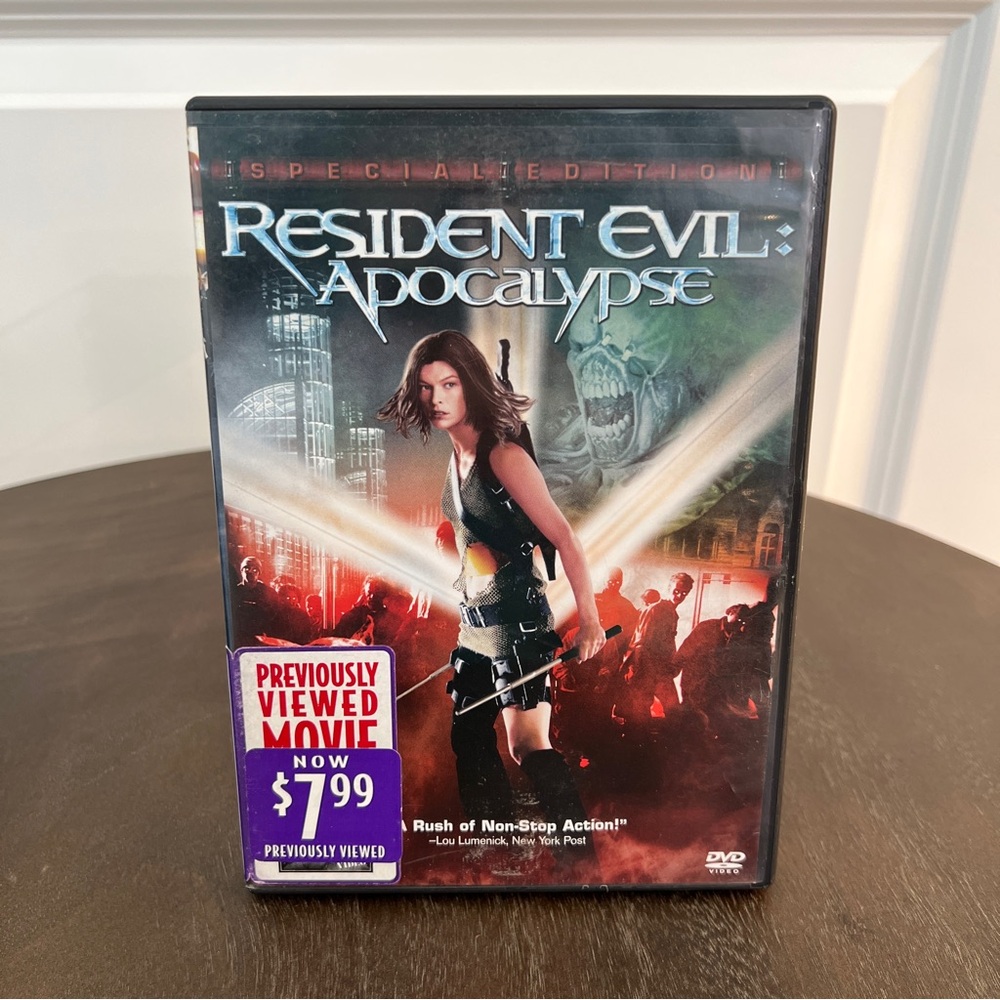 Resident Evil: Apocalypse DVD